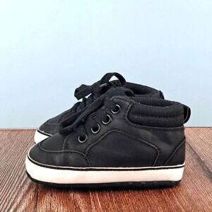 Infant Boots, Soft Bottom, sz 2, Black and White